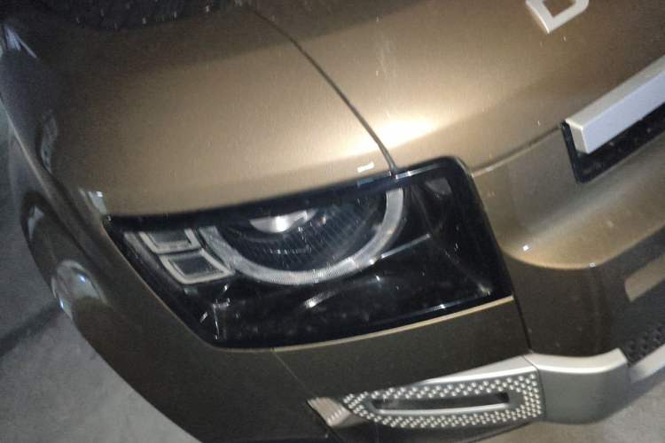 Used Land Rover Defender 2020 110 P400 HSE Right Front Headlight