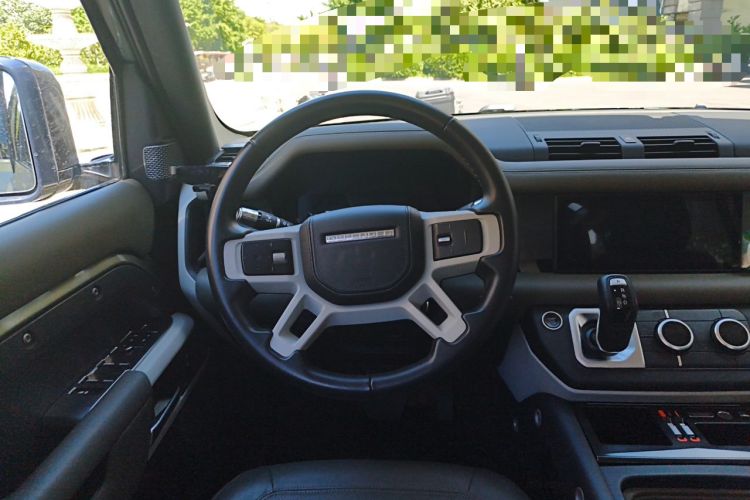 Used Land Rover Defender 2020 110 P400 HSE Steering Wheel