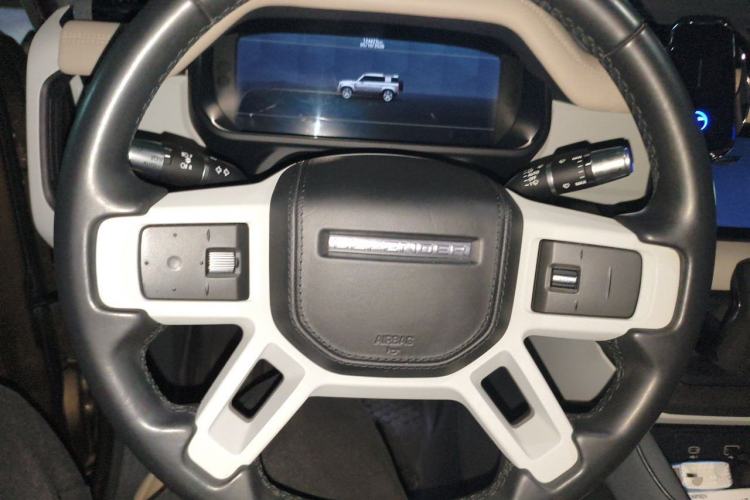 Used Land Rover Defender 2020 110 P400 HSE Steering Wheel