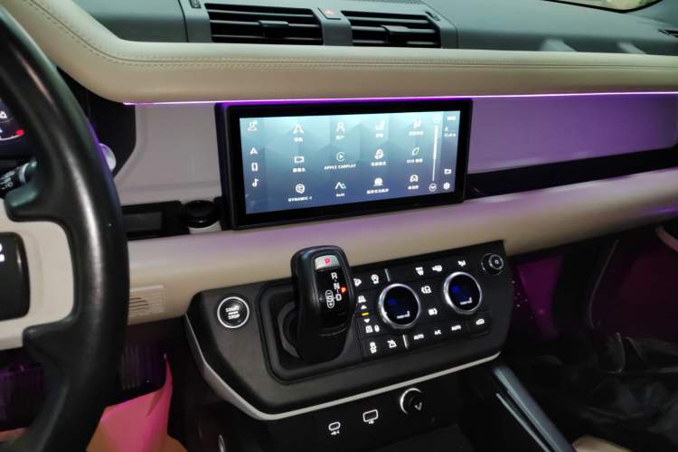Used Land Rover Defender 2020 110 P400 Dark Special Edition Audio And AC Panel