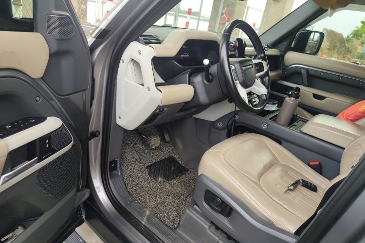 Used Land Rover Defender 2020 110 P400 SE Driver Seat