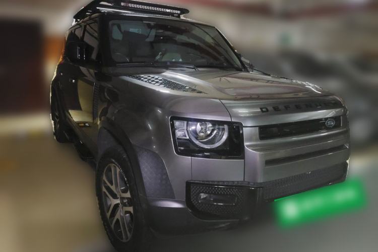 Used Land Rover Defender 2020 110 P400 Dark Special Edition Front Right 45 Deg