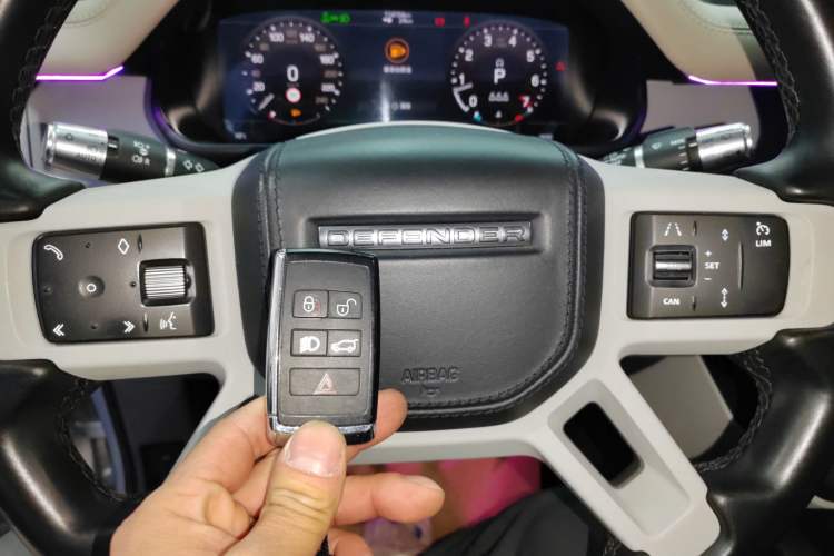 Used Land Rover Defender 2020 110 P400 Dark Special Edition Interior 1