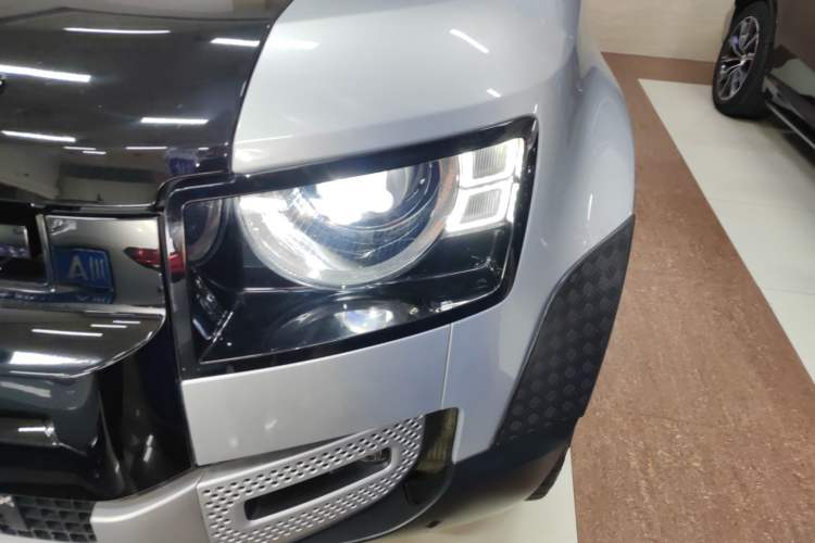 Used Land Rover Defender 2020 110 P400 Dark Special Edition Left Front Headlight