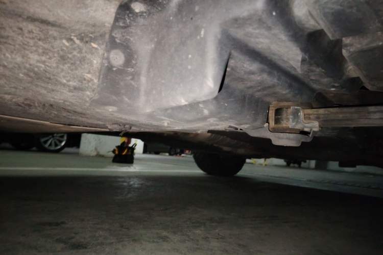 Used Land Rover Defender 2020 110 P400 HSE Chassis Front Left
