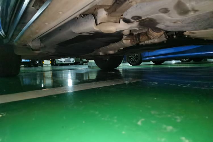Used Land Rover Defender 2020 110 P400 HSE Chassis Front Right