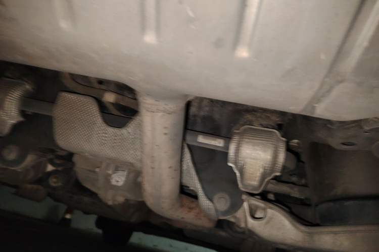 Used Land Rover Defender 2020 110 P400 HSE Chassis Rear