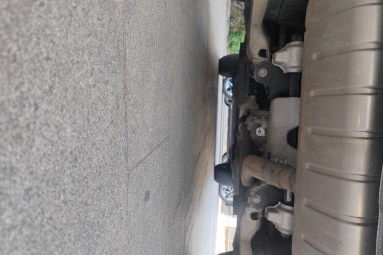 Used Land Rover Defender 2020 110 P400 SE Chassis Rear