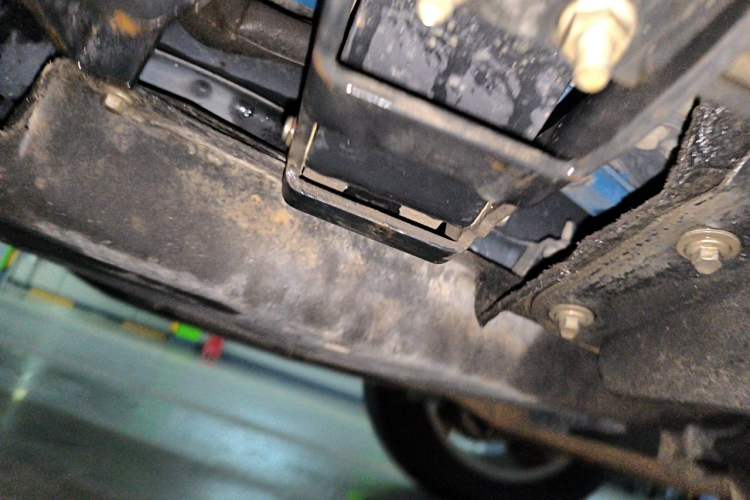 Used Land Rover Defender 2020 110 P400 HSE Chassis Rear Left