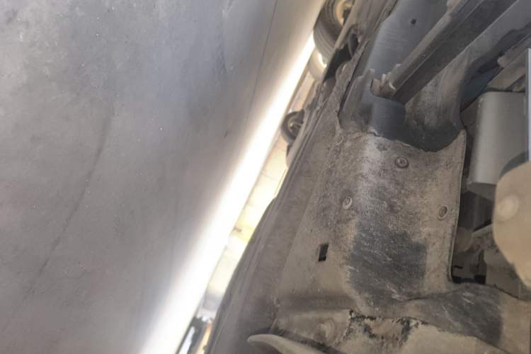 Used Land Rover Defender 2020 110 P400 HSE Chassis Rear Left