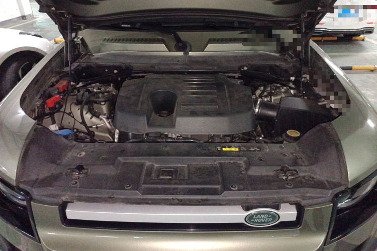 Used Land Rover Defender 2020 110 P400 HSE Engine Bay