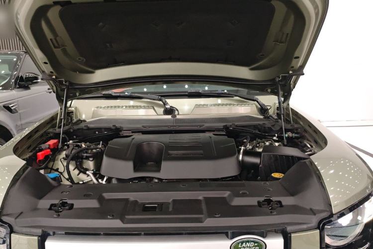 Used Land Rover Defender 2020 110 P400 HSE Engine Bay
