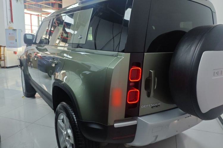 Used Land Rover Defender 2020 110 P400 HSE Exterior 2