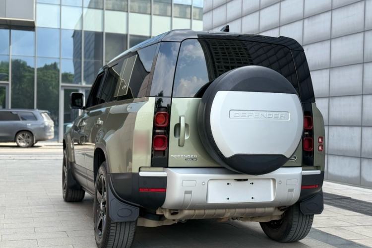 Used Land Rover Defender 2020 110 P400 HSE Exterior 3