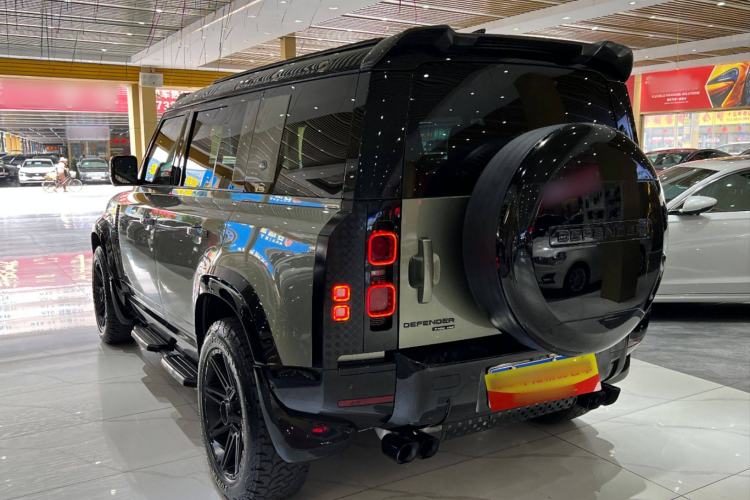 Used Land Rover Defender 2020 110 P400 HSE Exterior 3