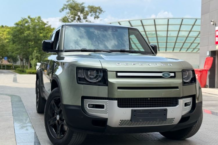Used Land Rover Defender 2020 110 P400 HSE Exterior 9