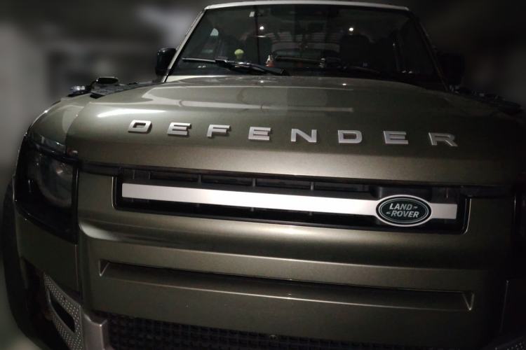 Used Land Rover Defender 2020 110 P400 HSE Front