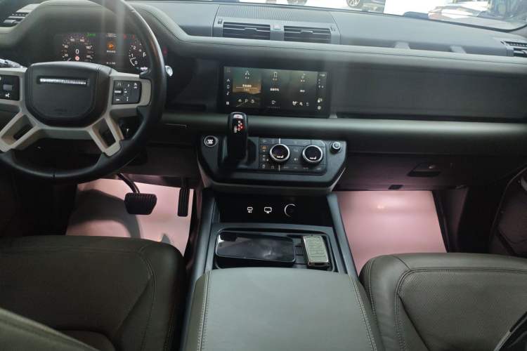Used Land Rover Defender 2020 110 P400 HSE Gear Lever