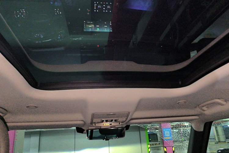 Used Land Rover Defender 2020 110 P400 HSE Headliner