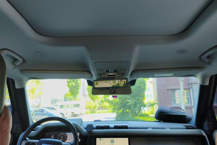 Used Land Rover Defender 2020 110 P400 Dark Special Edition Headliner