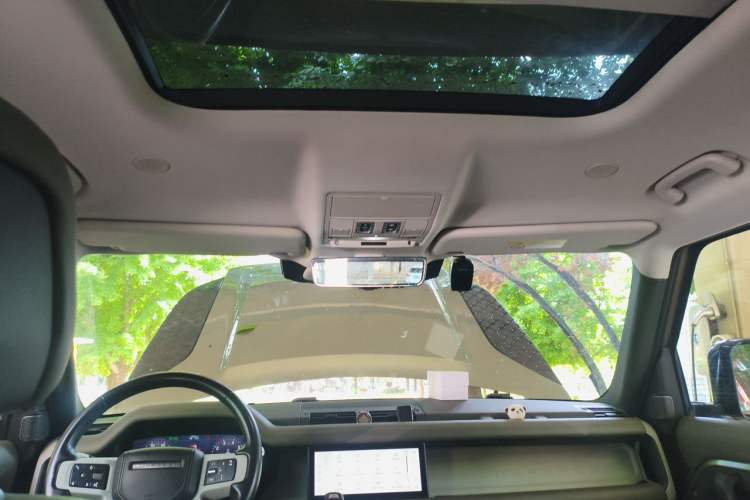 Used Land Rover Defender 2020 110 P400 Dark Special Edition Headliner