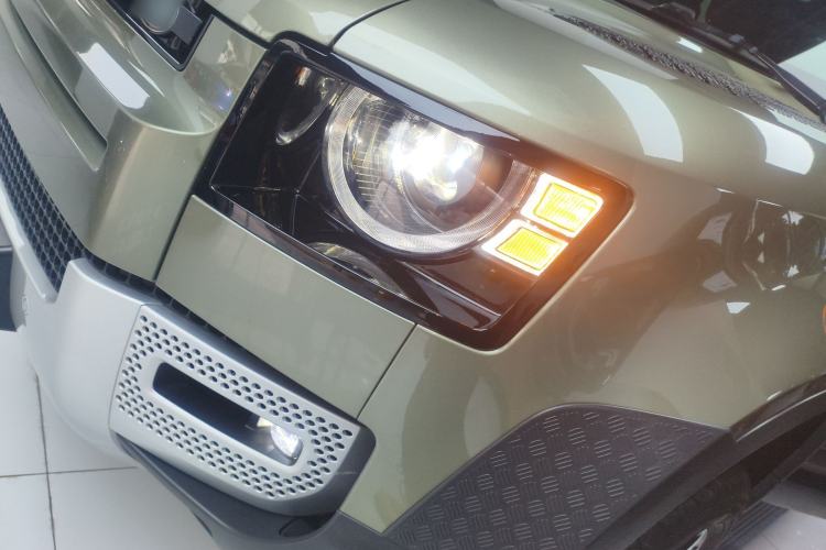 Used Land Rover Defender 2020 110 P400 Dark Special Edition Left Front Headlight