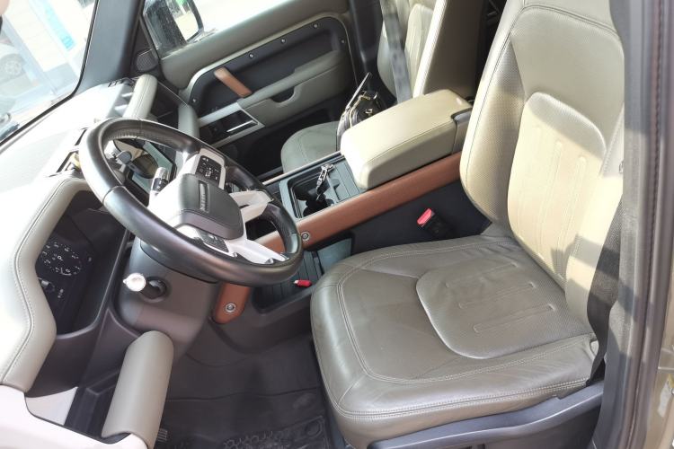 Used Land Rover Defender 2020 110 P400 HSE Left Front Seat