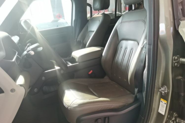 Used Land Rover Defender 2020 110 P400 HSE Left Front Seat