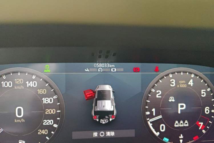 Used Land Rover Defender 2020 110 P400 HSE Odometer Close Up