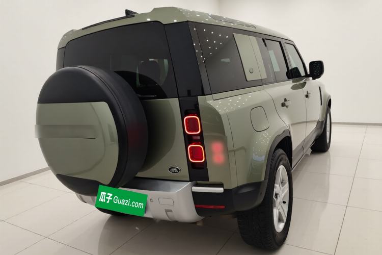 Used Land Rover Defender 2020 110 P400 HSE Rear Right 45 Deg