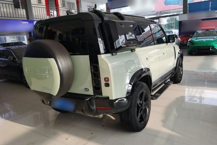 Used Land Rover Defender 2020 110 P400 HSE Rear Right 45 Deg