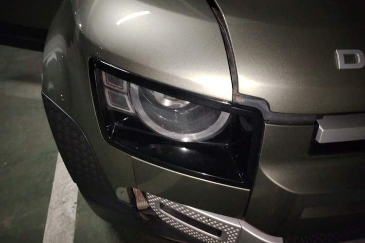 Used Land Rover Defender 2020 110 P400 HSE Right Front Headlight