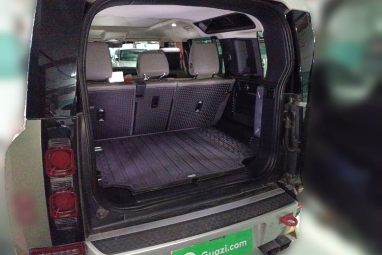 Used Land Rover Defender 2020 110 P400 HSE Trunk