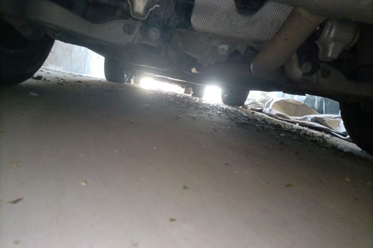 Used Land Rover Defender 2020 110 P400 SE Chassis Rear