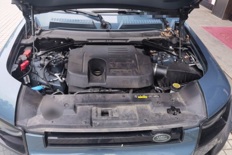 Used Land Rover Defender 2020 110 P400 HSE Engine Bay