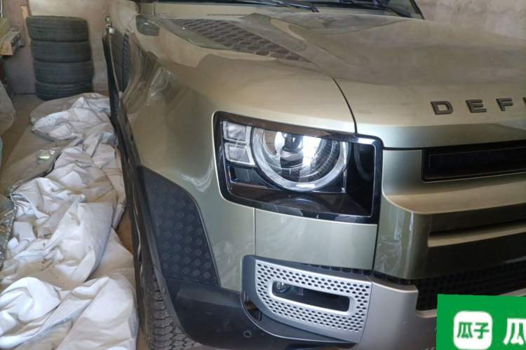 Used Land Rover Defender 2020 110 P400 SE Right Front Headlight
