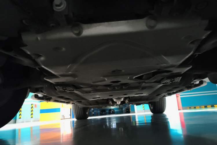 Used Land Rover Defender 2020 110 P400 HSE Chassis Front