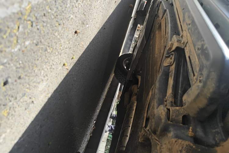 Used Land Rover Defender 2020 110 P400 HSE Chassis Rear Left
