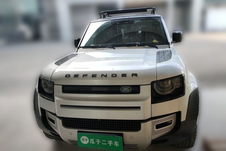 Used Land Rover Defender 2020 110 P400 First Edition Matte Silver Special Kit Version Front