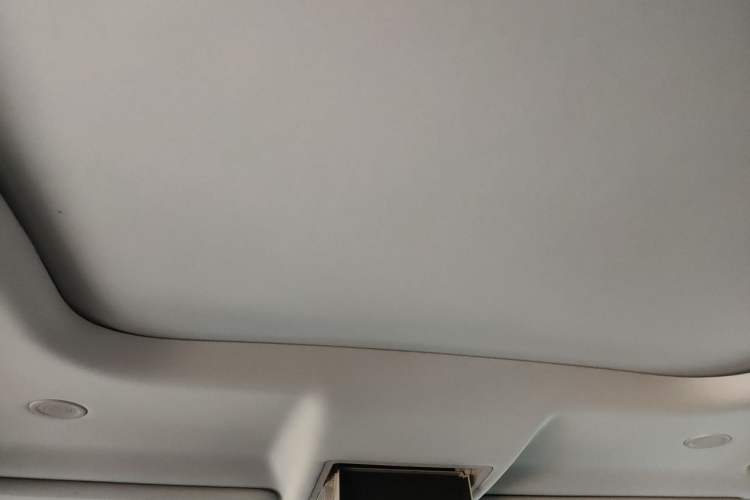 Used Land Rover Defender 2020 110 P400 First Edition Matte Silver Special Kit Version Headliner
