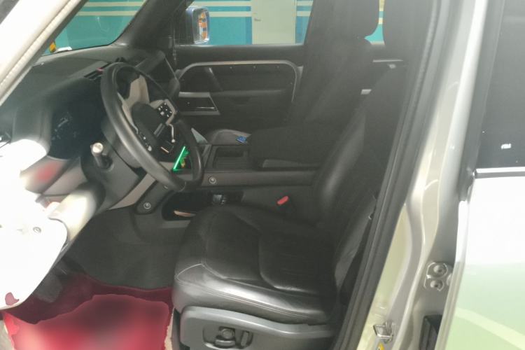 Used Land Rover Defender 2020 110 P400 HSE Left Front Seat
