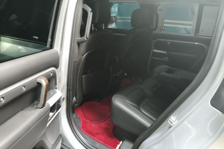 Used Land Rover Defender 2020 110 P400 HSE Left Rear Seat