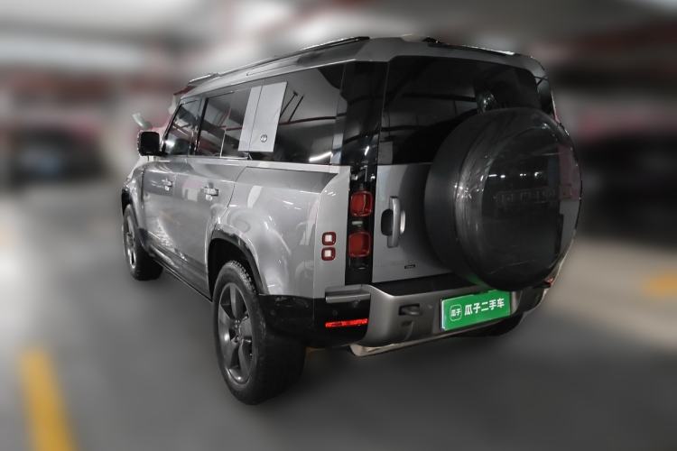 Used Land Rover Defender 2020 110 P400 HSE Rear Left 45 Deg