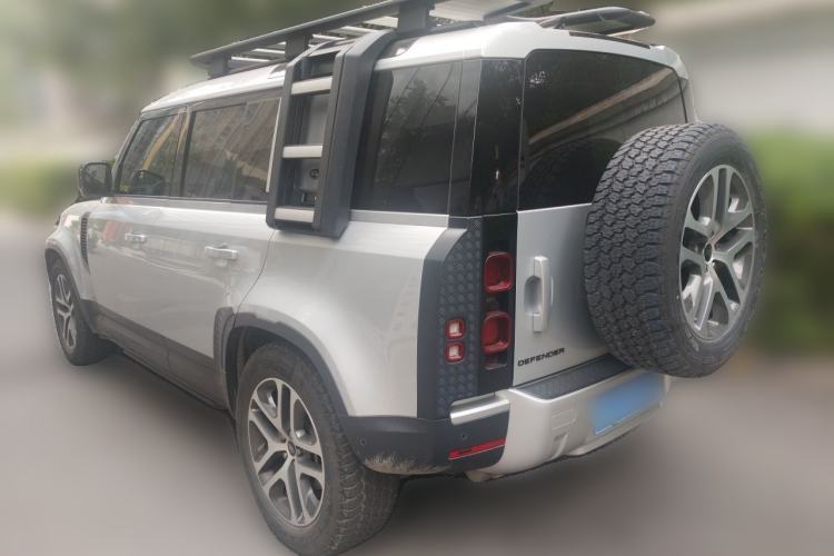 Used Land Rover Defender 2020 110 P400 HSE Rear Left 45 Deg
