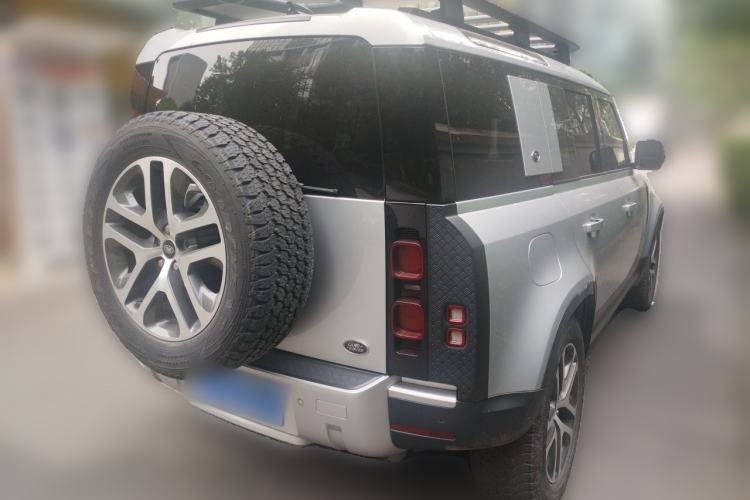 Used Land Rover Defender 2020 110 P400 HSE Rear Right 45 Deg