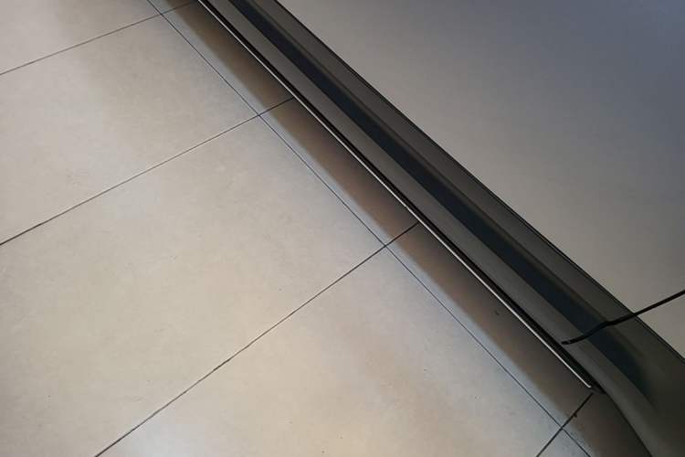 Used Land Rover Defender 2020 110 P400 First Edition Matte Silver Special Kit Version Right Side Sill
