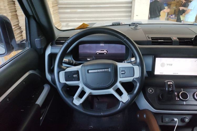 Used Land Rover Defender 2020 110 P400 First Edition Matte Silver Special Kit Version Steering Wheel