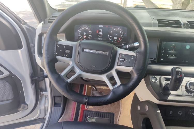 Used Land Rover Defender 2020 110 P400 Dark Special Edition Steering Wheel