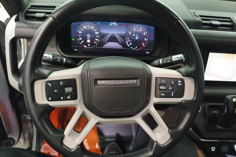 Used Land Rover Defender 2020 110 P400 Dark Special Edition Steering Wheel