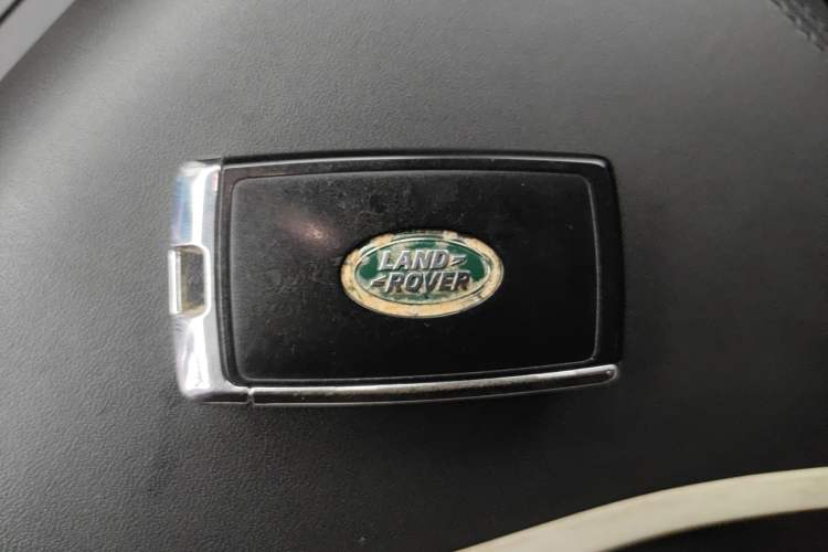 Used Land Rover Defender 2020 110 P400 Dark Special Edition Vehicle Key